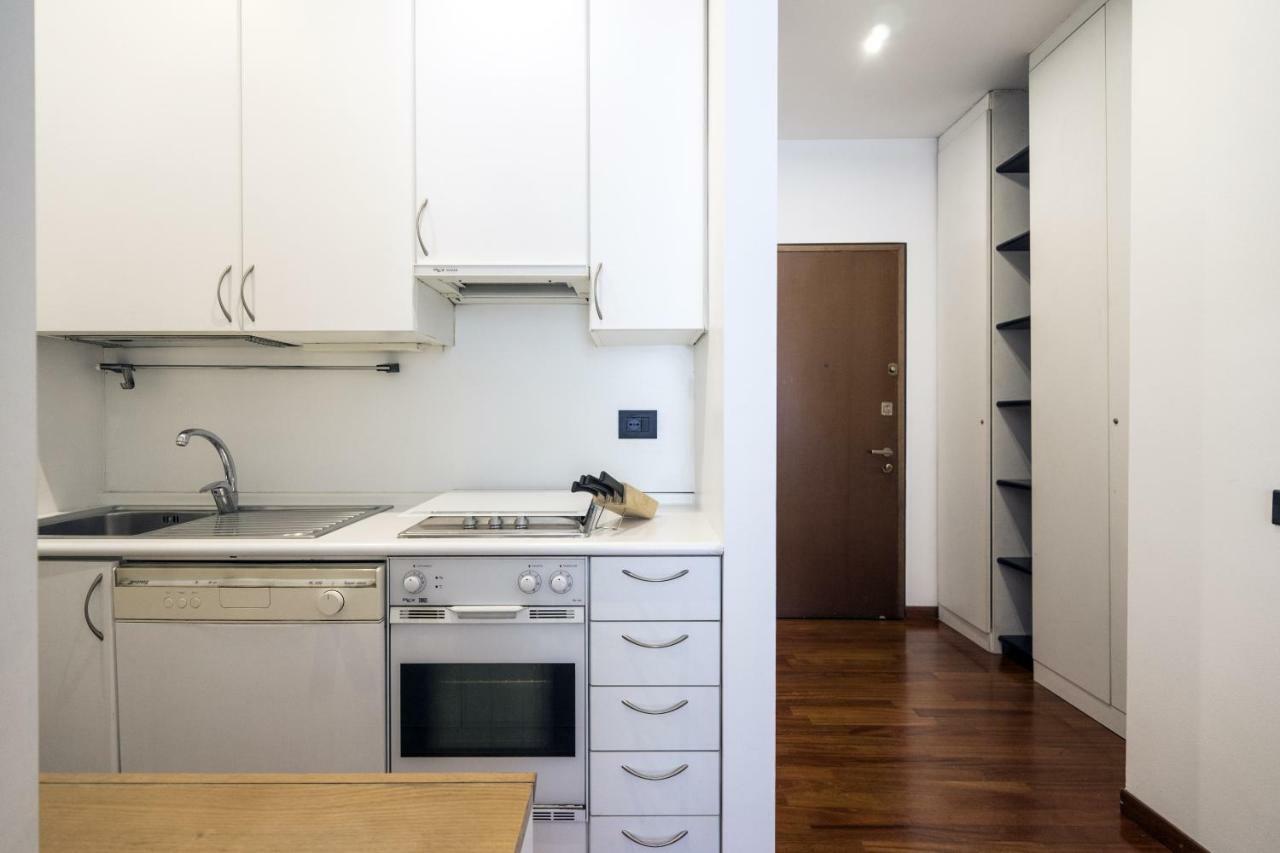Hacca Collection - Bocconi, Navigli 1Br Lägenhet Milano Exteriör bild